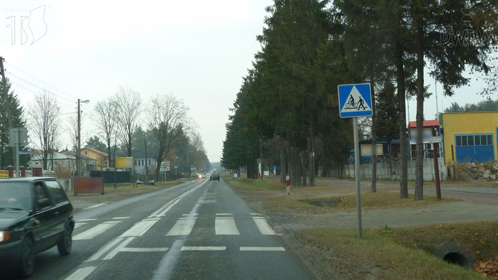 Czy zbliżając się do miejsca oznaczonego tym znakiem masz obowiązek zachować szczególną ostrożność?