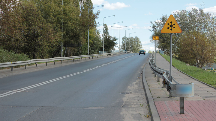 Czego możesz spodziewać się wjeżdżając na most oznaczony tym znakiem?