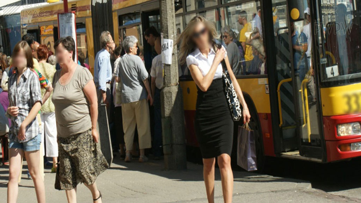 W jakim celu używa się hamulca przystankowego w autobusie?