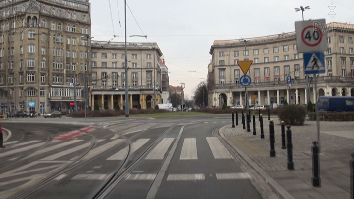 Do jakiego miejsca obowiązuje maksymalna prędkość podana na znaku?