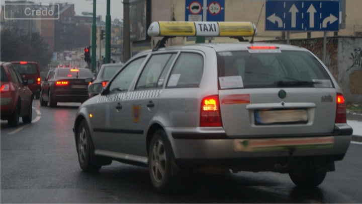 Co zrobisz jeśli na skrzyżowaniu wjedzie tuż przed Ciebie inny pojazd wymuszając pierwszeństwo przejazdu?