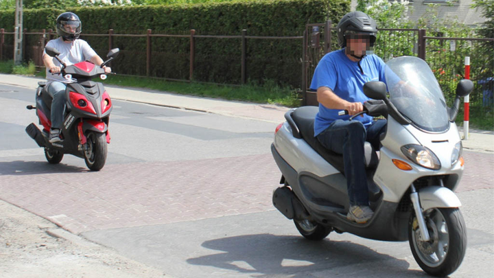 Czy posiadając prawo jazdy kat. B od co najmniej 3 lat, masz prawo kierować motocyklem o pojemności skokowej silnika nie większej niż 125 cm3?